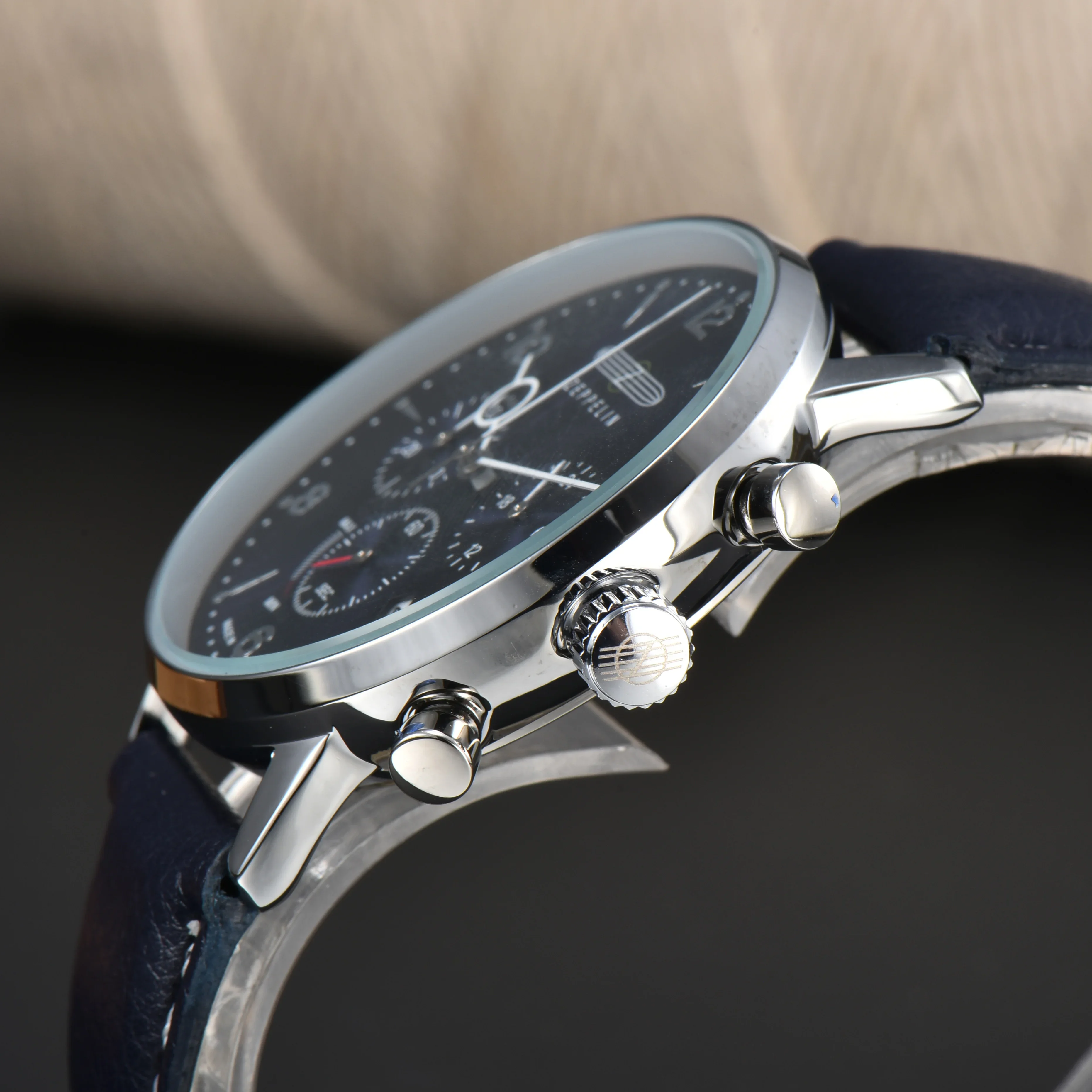 Часы 2026 Hindenburg Zeppelin  – обзор и цена Smartwatch Watches Digital